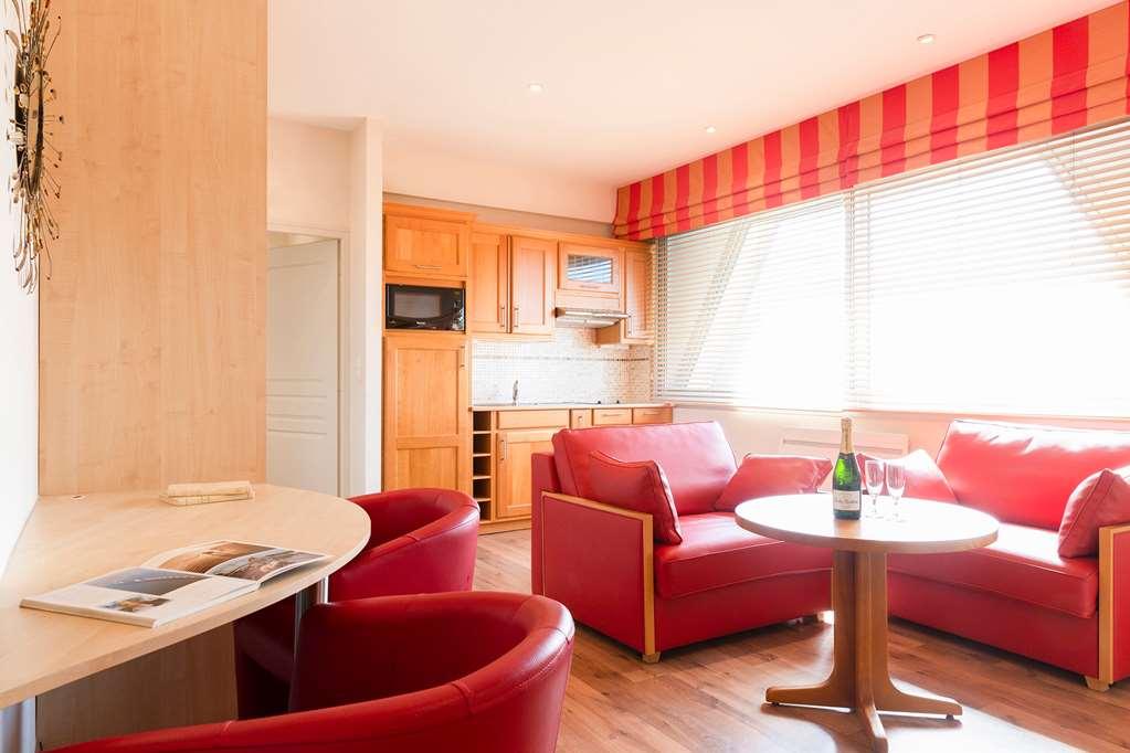 The Originals Boutique, Hotel Aquilon, Saint-Nazaire Habitación foto